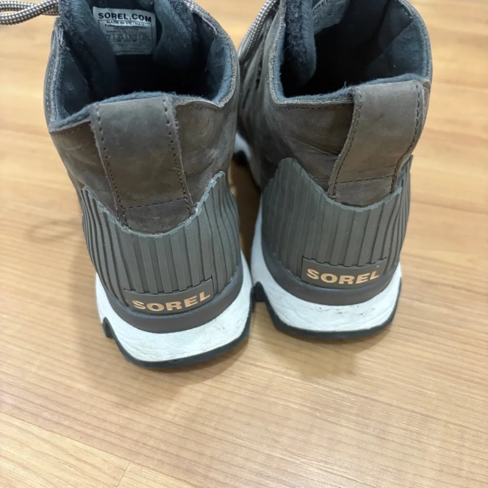 {Sorel} Gray Lace-Up Sneaker Boot Kinetic Caribou Snow Boot